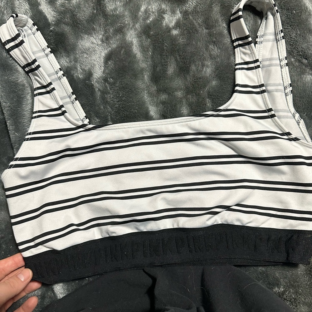 Victoria’s Secret PINK sports bra large